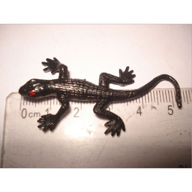 Con Thằn Lằn Giả 🦎🦎 -- dùng chọc ghẹo hoặc trang trí tiểu cảnh