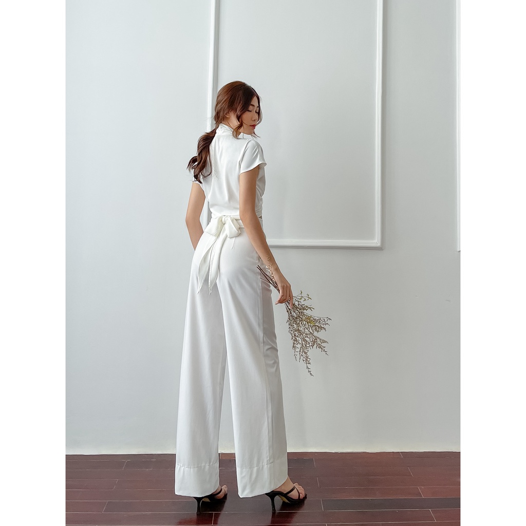 Set sơ mi sang chảnh,trẻ trung đầy sành điệu cho cô nàng cá tính - Outfit đẹp rạng ngời từ Lola Vietnam