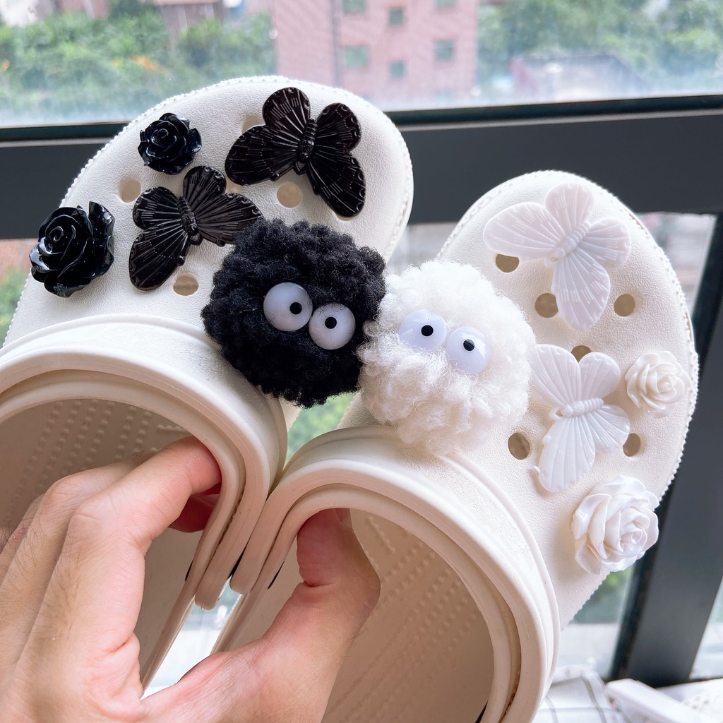 Bộ Phụ Kiện Khóa Giày baroque Màu Trắng Đen DIY jibz Crocs s Trang Trí Quyến Rũ