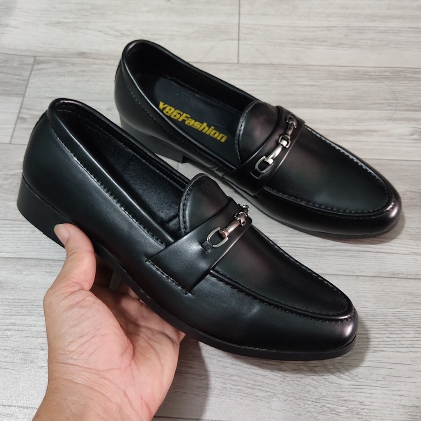 Giày tây nam công sở thời trang Dio mẫu mới trơn khóa kim loại