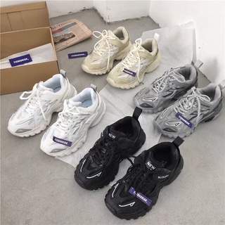 Order giày sneaker taobao phù hợp đi học và đi chơi dành cho cả nam và nữ