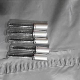Vỏ mascara mini đổ dầu dừa
