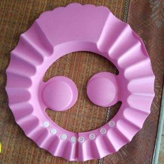 Mũ tắm bịt tai cho bé