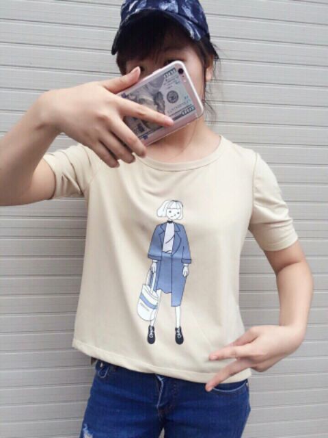 Áo in cotton xẻ tà vạt ngắn vạt dài