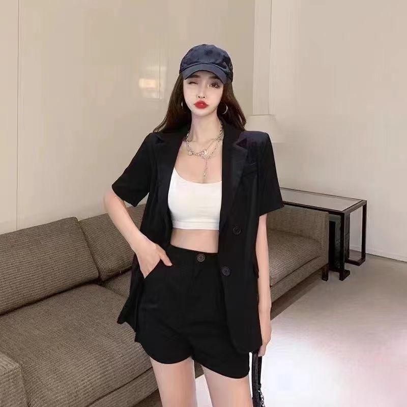 Set Áo Khoác Vest Và Quần Short Lưng Cao Màu Đỏ Hồng Thời Trang Mùa Hè Hàng Mới Dành Cho Bạn Nữ