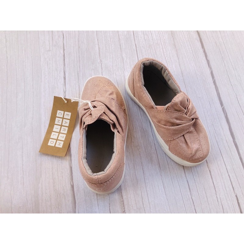 Giày slipon Earth Child xuất dư bé gái