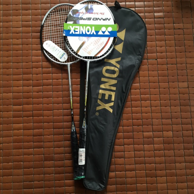 2 chiếc vợt yonex hàng đẹp