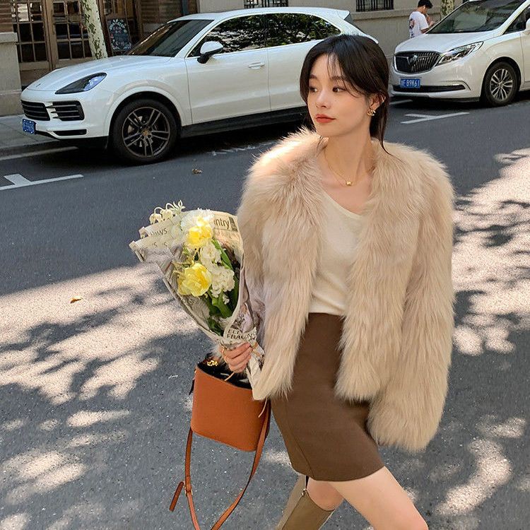 Imitation fox fur coat women's short style fashionable autumn and winter new fur coat all kinds of thin and cotton coat