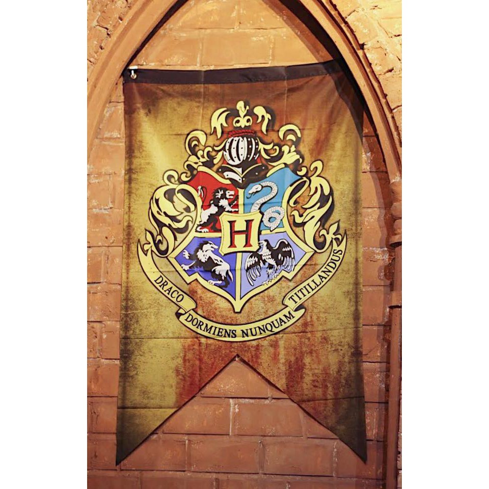 Cờ Hogwart 4 nhà Harry Potter treo tường độc đáo