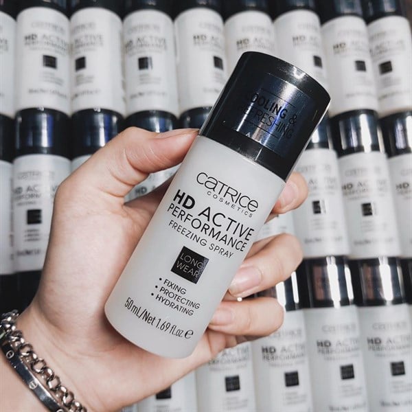 Xịt Khoáng Khóa Nền Catrice HD | BigBuy360 - bigbuy360.vn