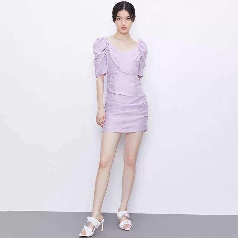 Đầm tím Urban Revivo