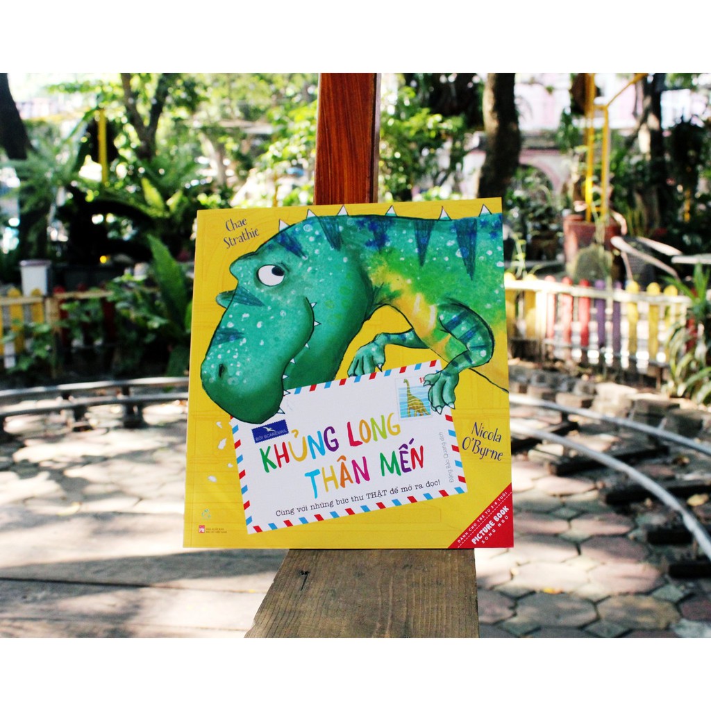 Sách - Combo Minh làm bạn nhé, Khủng Long ơi (tặng sticker, postcard)