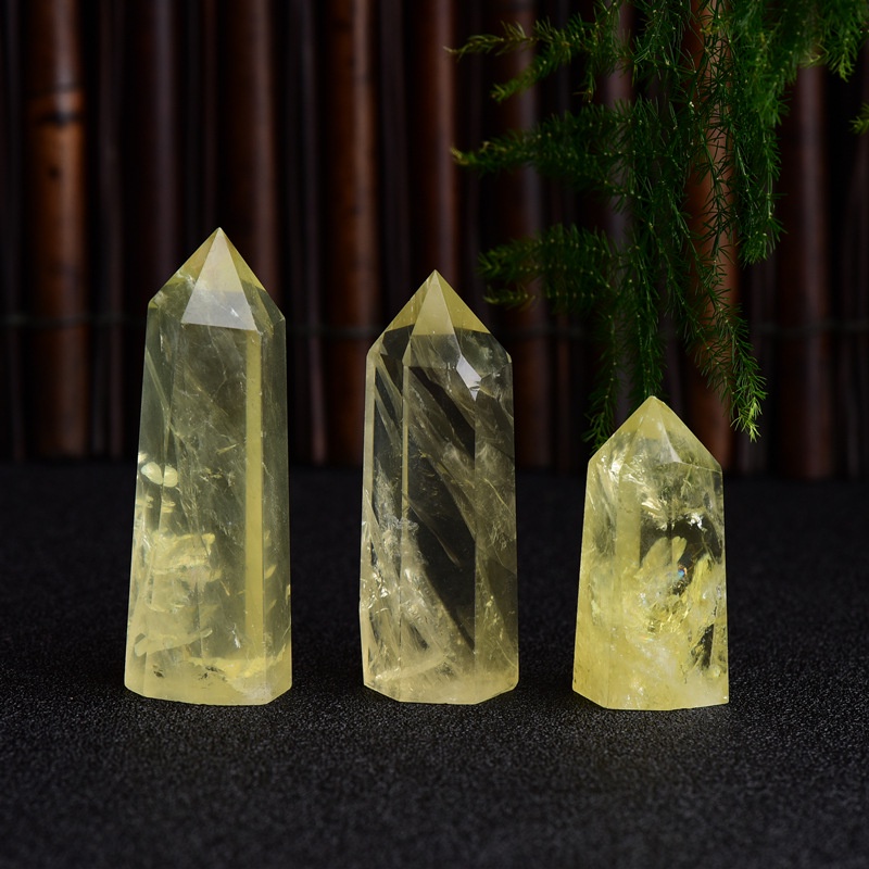 Trụ đá Citrine thach anh Vàng  may mắn, là trụ đá thanh tẩy trong Tarot, Reiki, thiền định, phong thủy