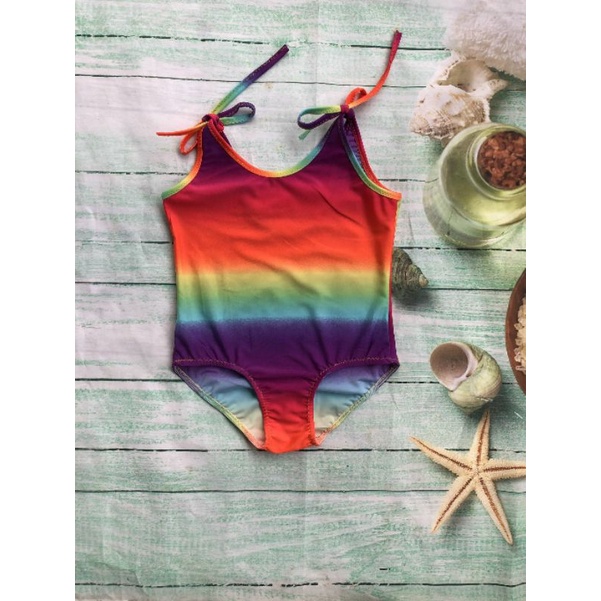 Bikini liền thân cho bé