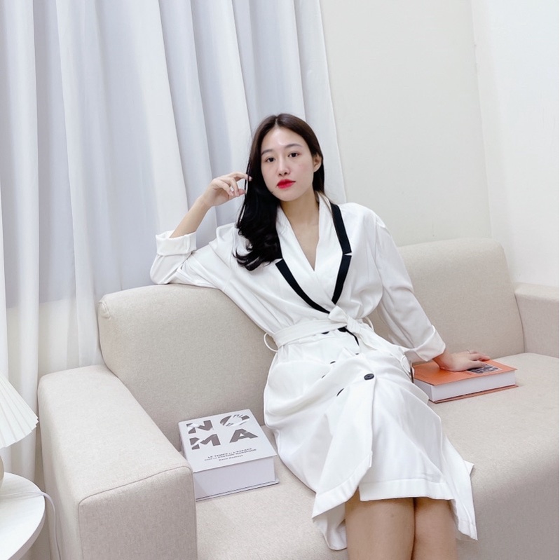 Váy cổ vest phối viền thắt đai