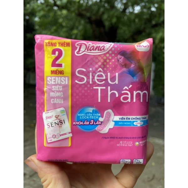 DIANA SIÊU THẤM MỎNG CÁNH 8 MIẾNG