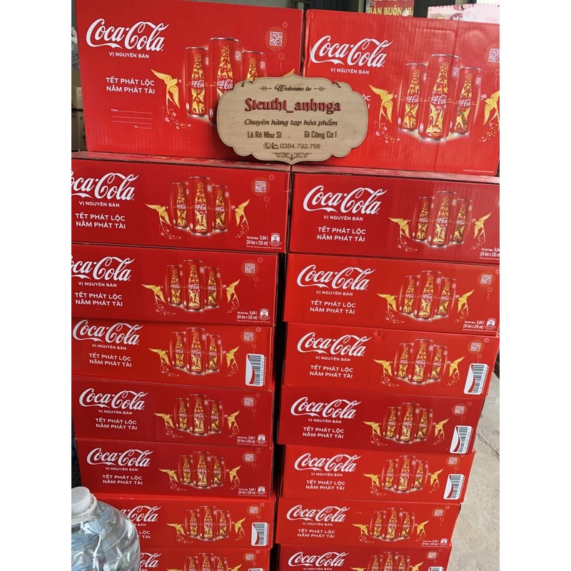 Thùng Coca-Cola Vị Nguyên Bản 24 non x 235ml