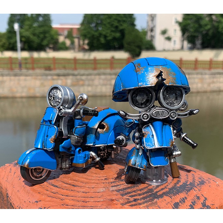 Mô hình chính hãng Transformers: Sqweeks của Wei Jiang