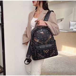 Balo MCM đinh siêu đẹp luôn ạ