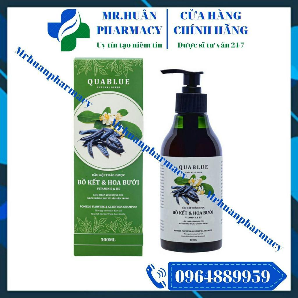 Dầu gội thảo dược Quablue - Chứa bồ kết, hoa bưởi, vitamin E và B5 giúp giảm rụng tóc, nuôi dưỡng tóc từ sâu bên trong.