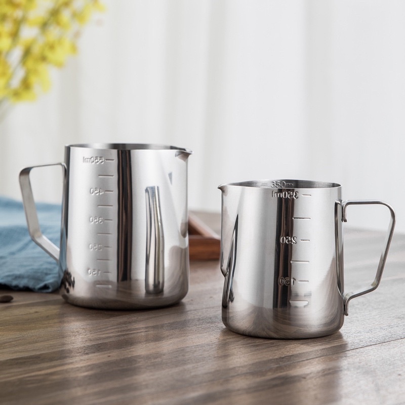 Ca đánh sữa inox có vạch chia dung tích 350-600-1000ml