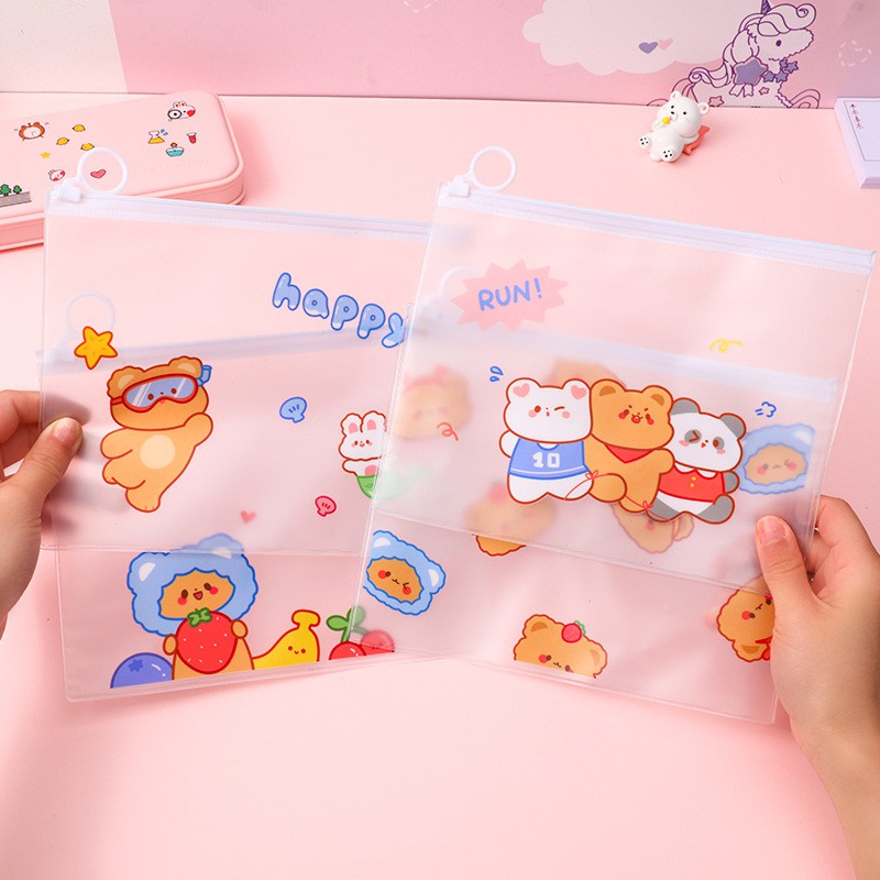 Hộp bút trong suốt hình chú gấu cute xinh xắn đáng yêu (21*17cm)