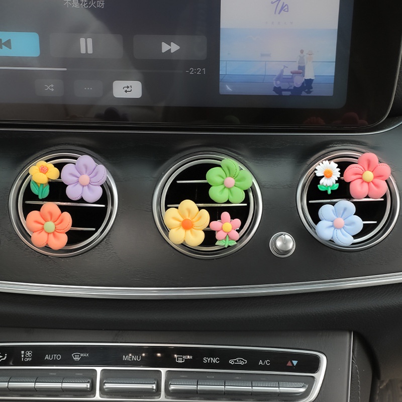 Kẹp Khuếch Tán Nước Hoa Gắn Điều Hòa Xe Hơi Tiện Dụng