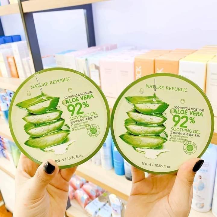 Gel Nha Đam Dưỡng Ẩm & Làm Mềm Da 92%