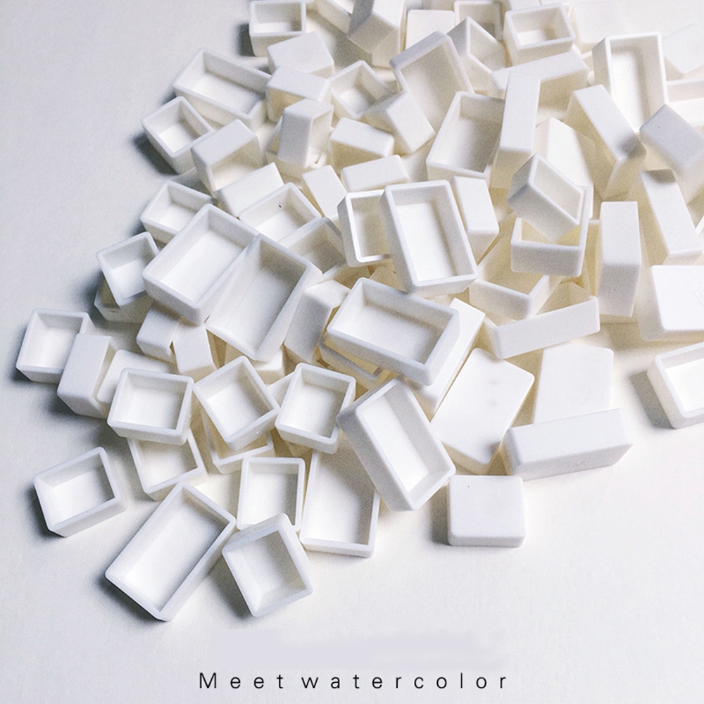 Khay chứa màu nước tiện dụng