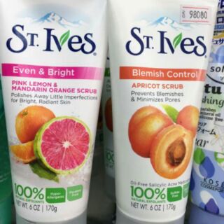 SỮA RỬA MẶT TẨY DA CHẾT ST.IVES