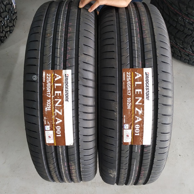 Lốp xe 225/55R18 Bridgestone Alenza Nhật Bản