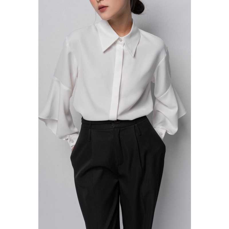 Áo sơ mi lụa nữ cổ đức tay bèo (Trắng)_MONO TALK 22T10001TK