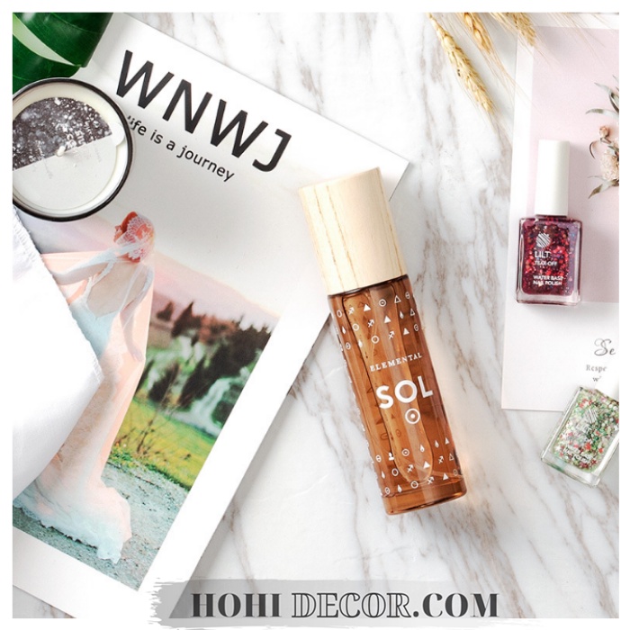 Quyển Tạp Chí Chụp Ảnh Sản Phẩm Đẹp, Báo Chụp Hình Thời Trang, Dụng Cụ Trang Trí Studio - HoHi Decor