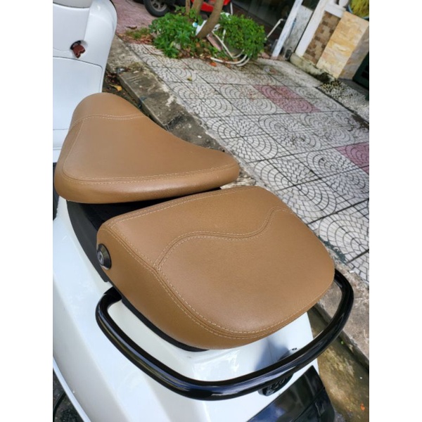 Yên 2 tầng xe Vespa LX / LXV / S chính hãng
