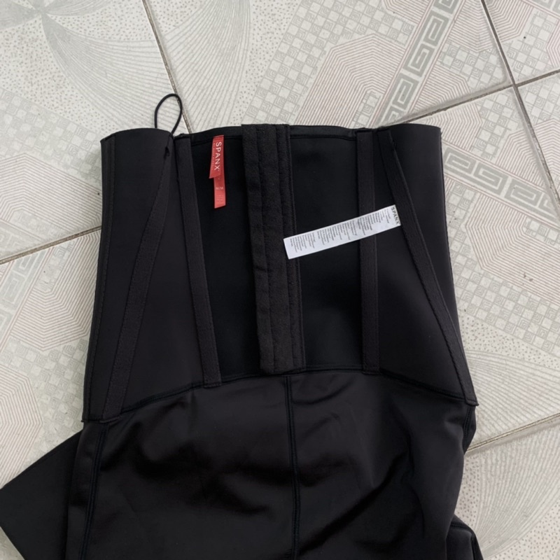 Latex liền quần nữ Spanx dư xịn size M