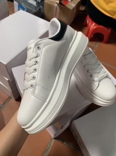 Giầy mac queen