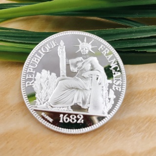 Đồng tiền bạc dùng để đánh cảm,cạo gió( nặng 7,1-7,2 chỉ)