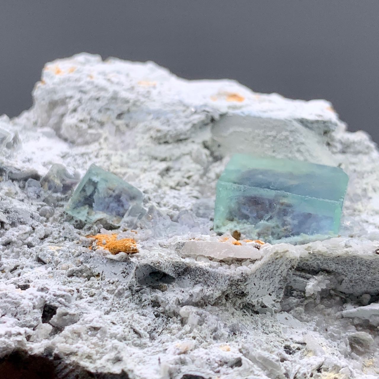 Đá Fluorite Khoáng Tự Nhiên Màu Xanh Dương