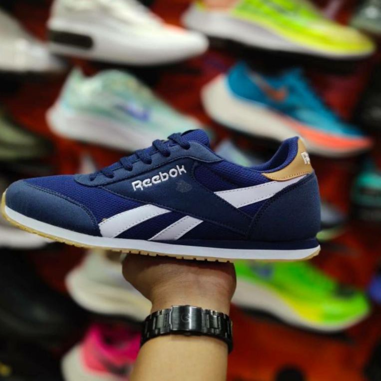 Giày Chạy Bộ Reebok Clasik Chất Lượng Cao Cho Nam