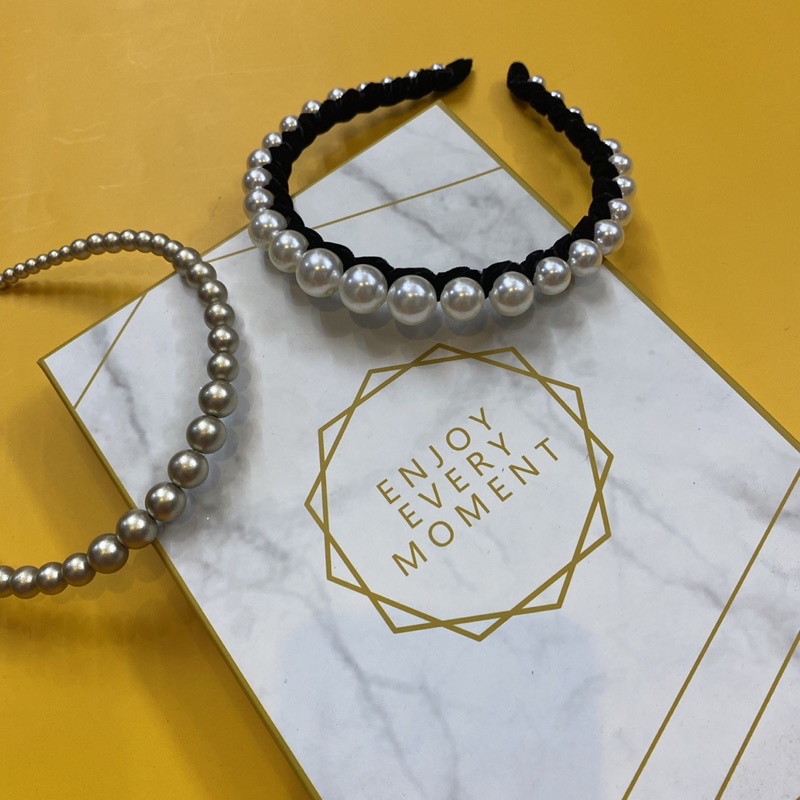 Bờm tóc nhung, bờm đính hạt các mẫu hottrend diện áo dài