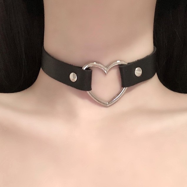 Choker / vòng đeo cổ da hịn mix khoen trái tim cực chất PK21 Phụ kiện thời trang Nhà Kho TuTu