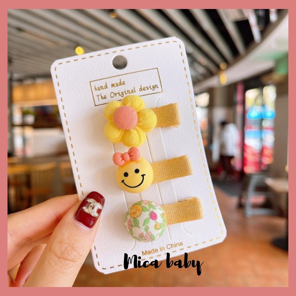 Set 3 kẹp tóc bọc vải gắn hình hoa dễ thương cho bé gái KT33 Mica Baby