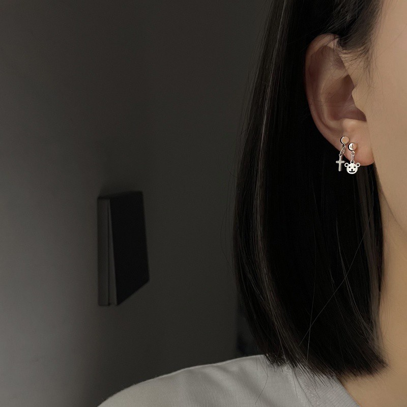 Khuyên Tai Hình Gấu Đan Chéo Phong Cách Hàn Quốc Cho Nữ