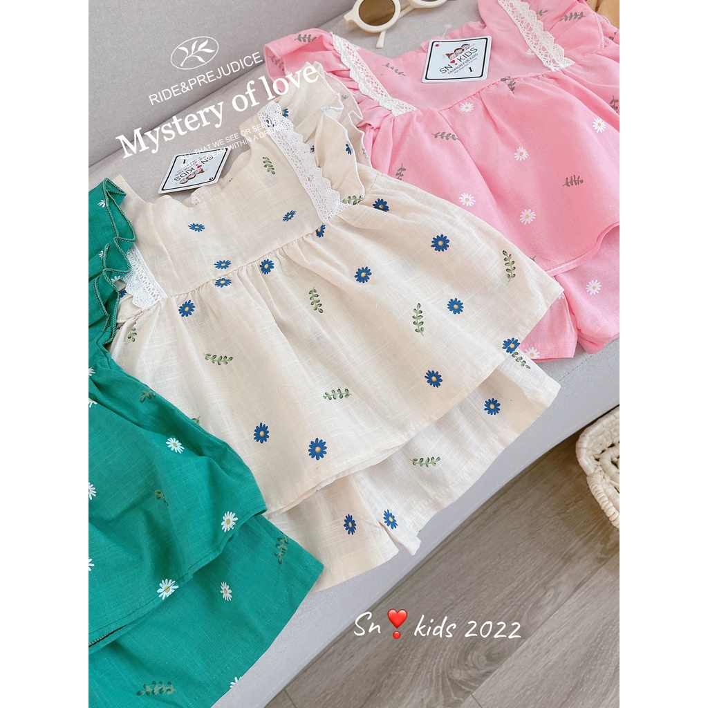 Bộ hoa cúc cánh tiên ren đứng bé gái