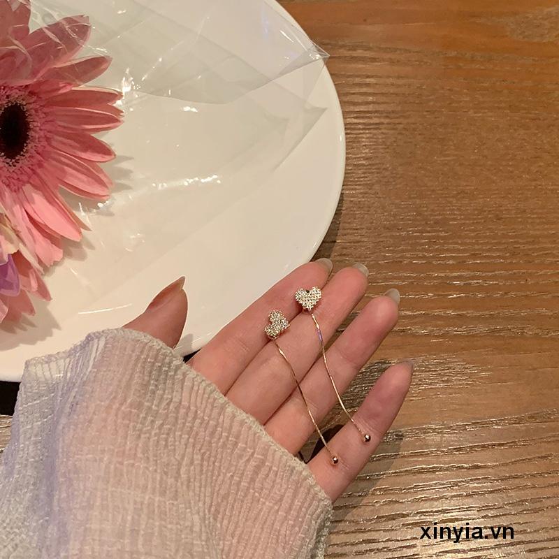 Khuyên tai dáng dài hình trái tim đính đá phối tua rua đơn giản cho nữ