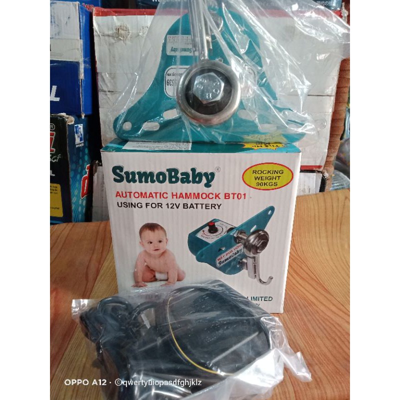 Máy đưa võng cho bé tự động Sumobaby thế hệ mới