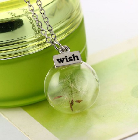 Dây Chuyền Mặt Hình Quả Cầu Thủy Tinh Trong Suốt Có Hạt Bồ Công Anh