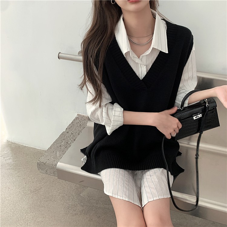 Áo khoác ghi lê dệt kim màu đen cổ chữ V xẻ tà thời trang trẻ trung | BigBuy360 - bigbuy360.vn