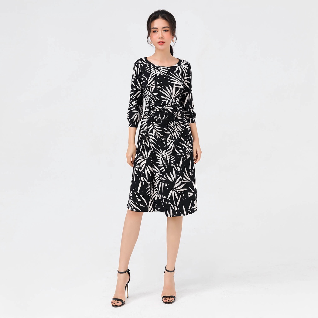 Đầm LAMER Cổ Tròn Vặn Eo Tay Lỡ L63R21Q001