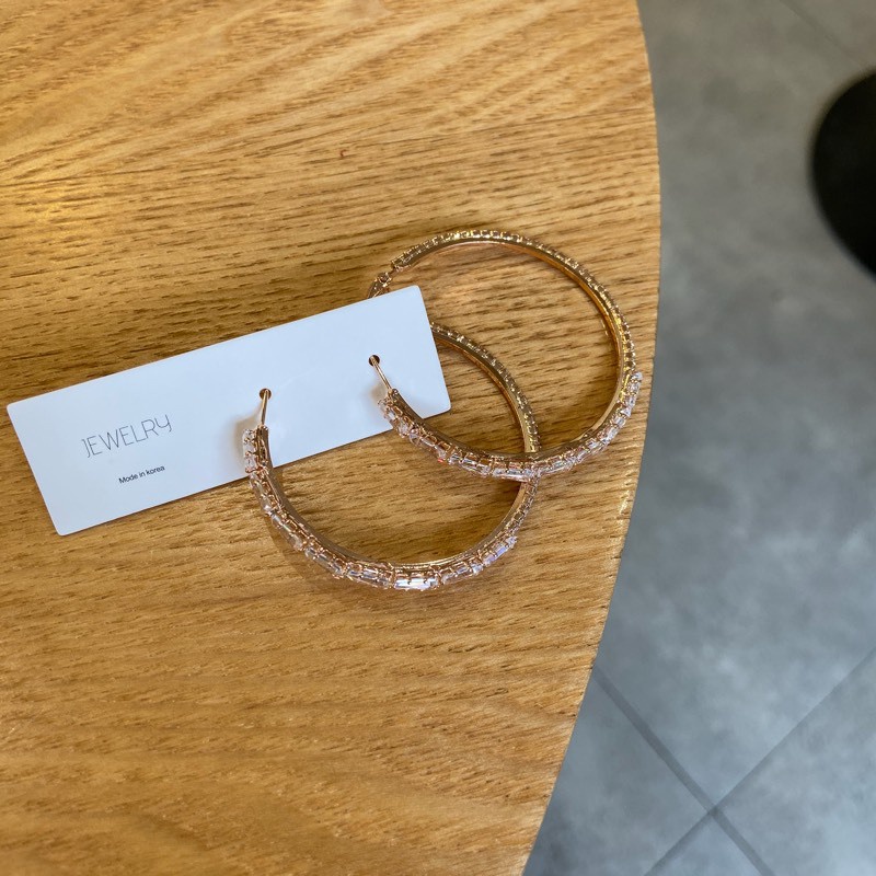 Bông tai mạ bạc 925 hình tròn đính đá zircon phong cách Âu Mỹ thời trang sang trọng cho nữ